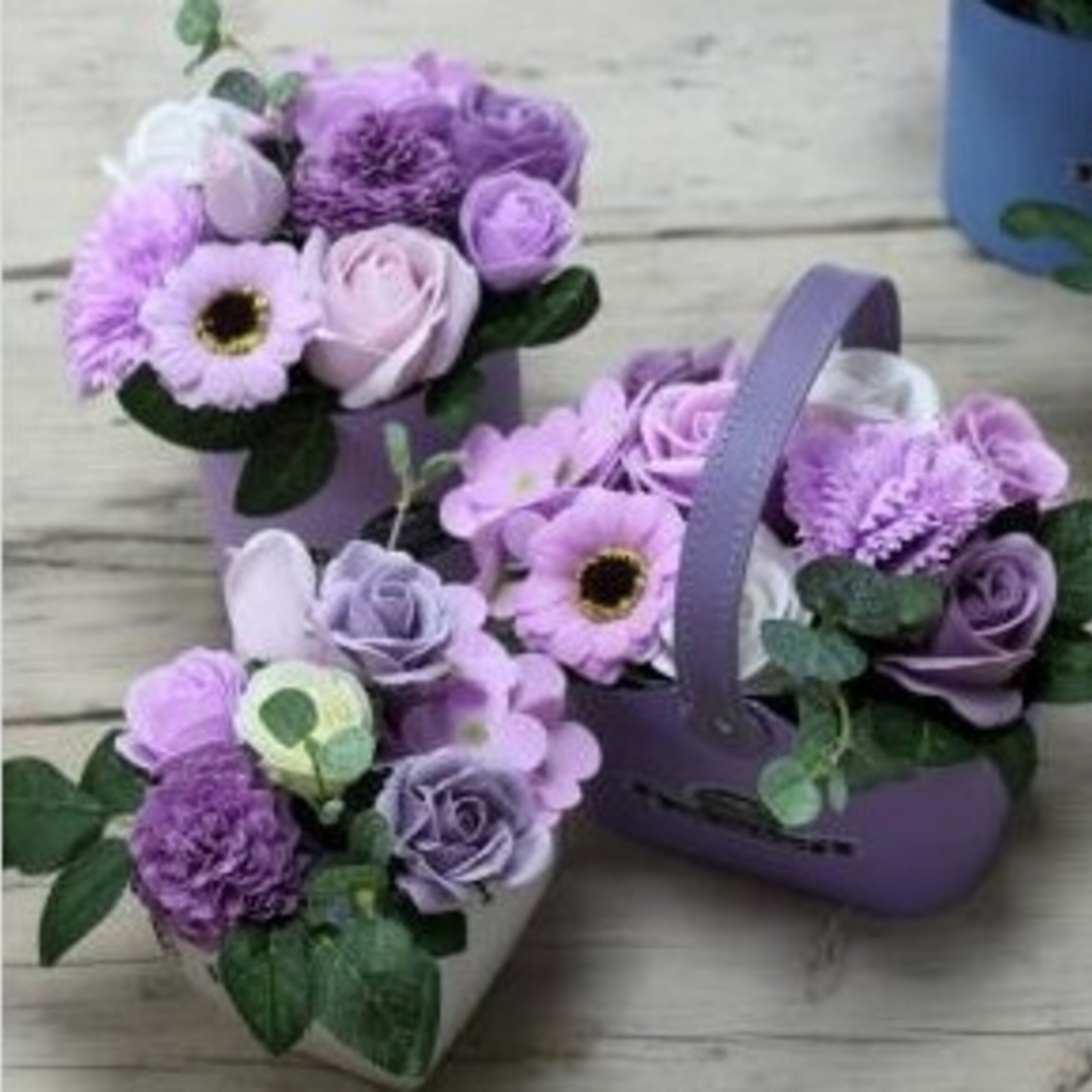 CESTAS Y BOUQUETS DE FLORES DE JABÓN